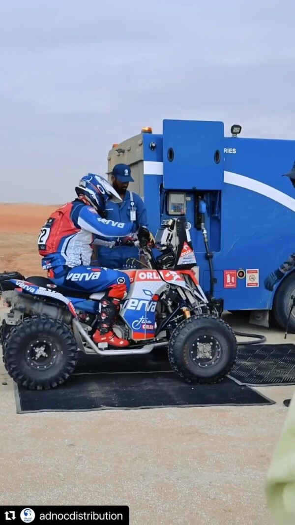 REPOST? adnocdistribution A shoutout and thank you to our fuel attendants, the hero’s on the ground of the AbuDhabiDesertChallenge! Their hard work and superior service keeps the race on track, making sure every journey stays fueled up and ready for action.?ADNOCDistribution AbuDhabiDesertChallengeتحية وشكر لعمال التزويد بالوقود، الأبطال على أرض رالي_أبوظبي_الصحراوي! إن عملهم الجاد وخدمتهم المتميزة تحافظ على استمرار السباق في المسار الصحيح، مما يضمن توفير الوقود واستعداد الرحلات للانطلاق?